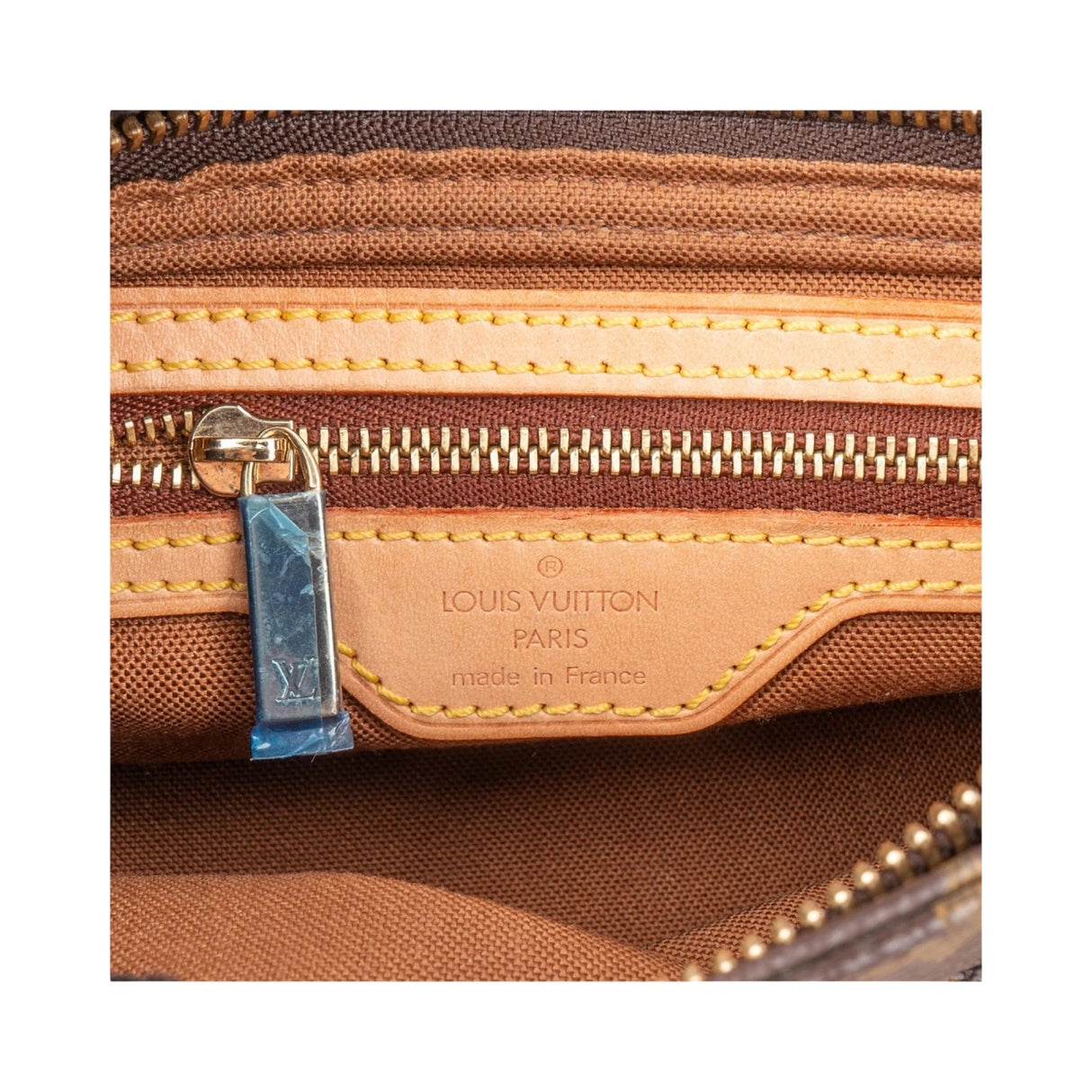 Louis Vuitton Canvas Pristine Trotteur Monogram Crossbody