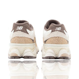 New Balance 9060 Earth Shadow Biskuit